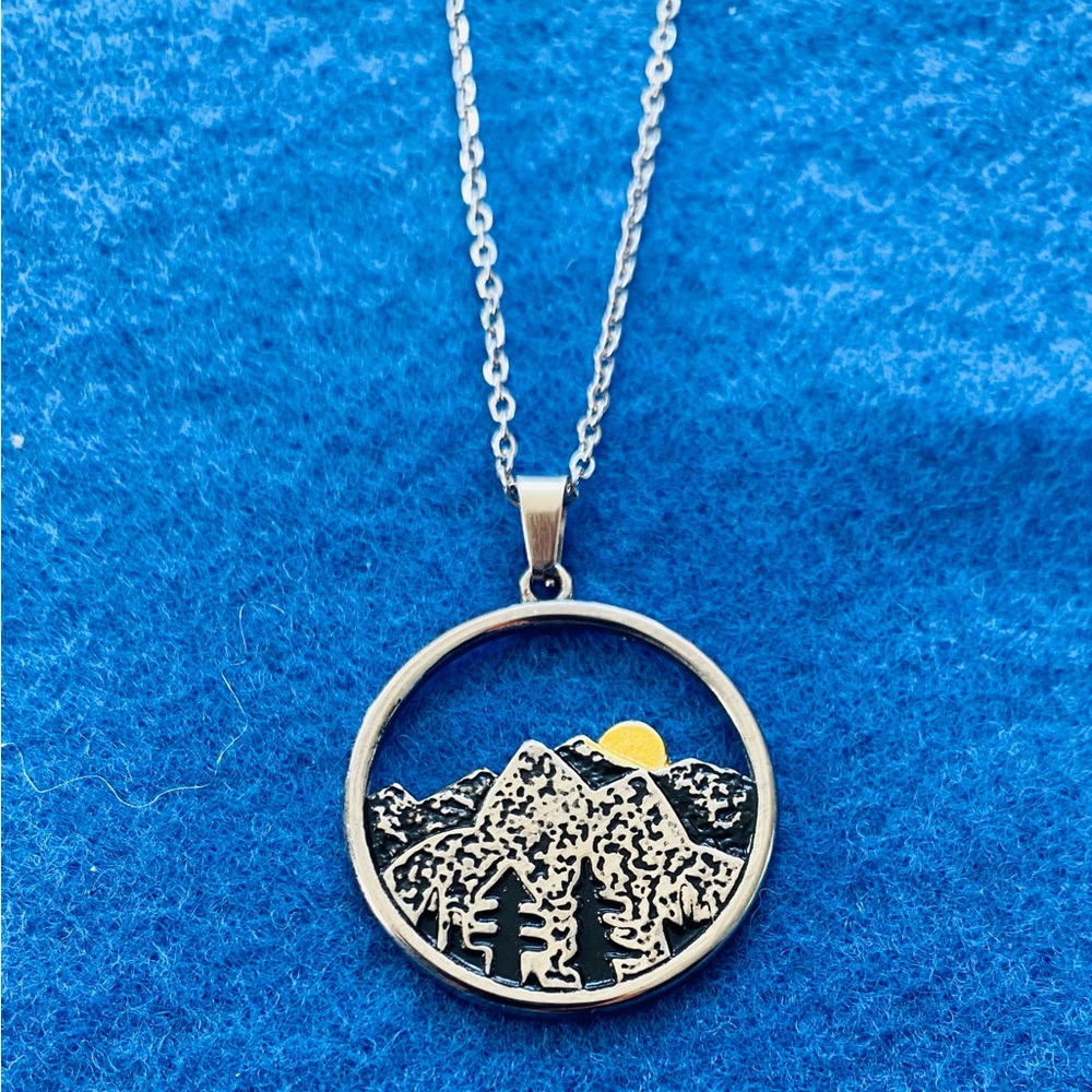 NEW Handcrafted Sun And mountains necklace Special -free travel jewelry case**